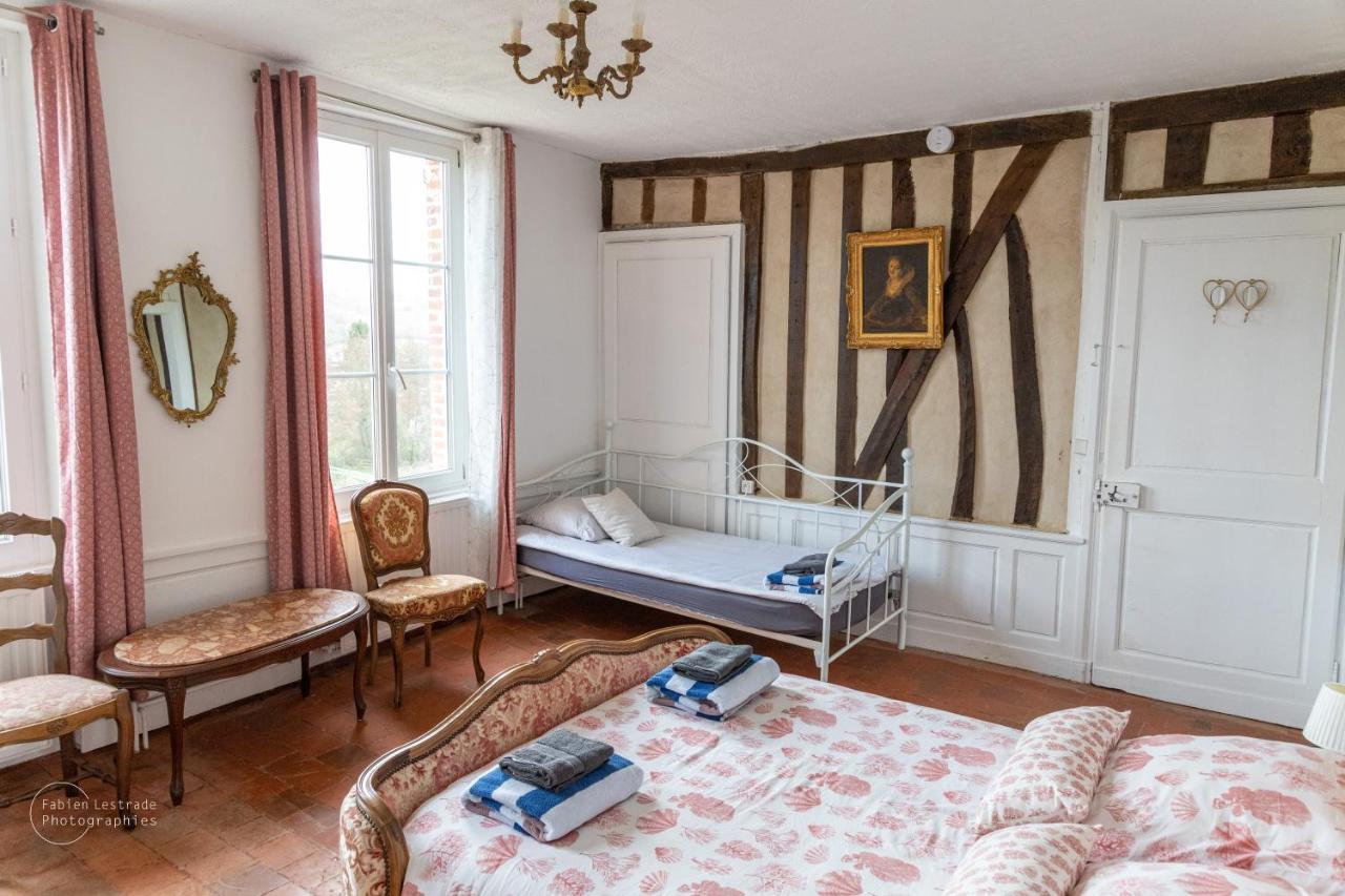 Le Domaine De La Desiree Villa Лизио Екстериор снимка